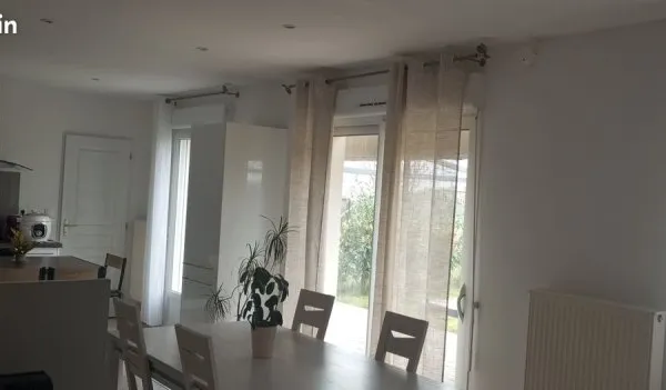 Maison individuelle récente 6 pièces