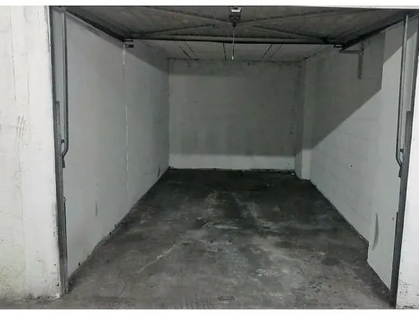 GARAGE FERME CALIFORNIE