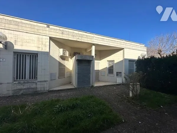 Local d'activités 107 m²
