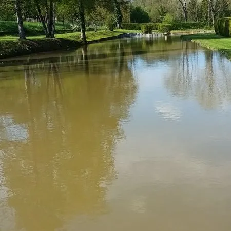 etang terrain de loisirs
