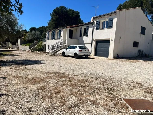 Charmente villa