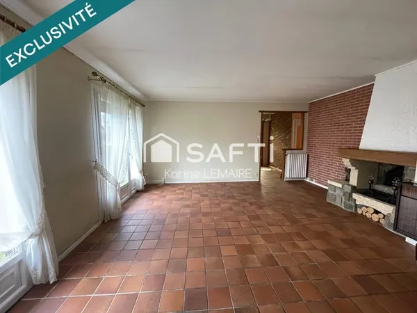 Maison individuelle de plain pied sur sous sol.