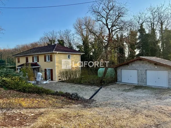 Immeuble 12 pièces 192 m²