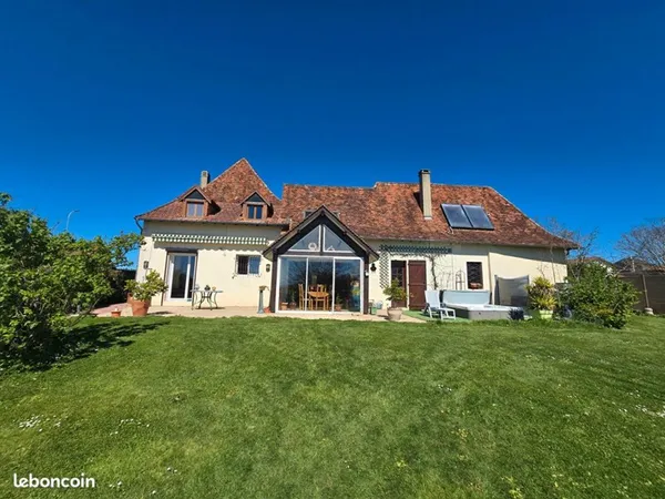 Maison 5 pièces 183 m²