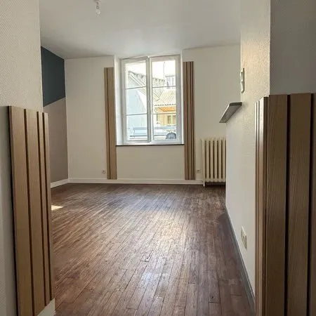 Superbe T2 40m² rénové - Hyper centre - Très lumineux