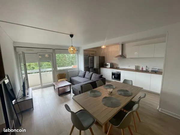 1 CHAMBRE DE DISPONIBLE dans une colocation de 3 personnes