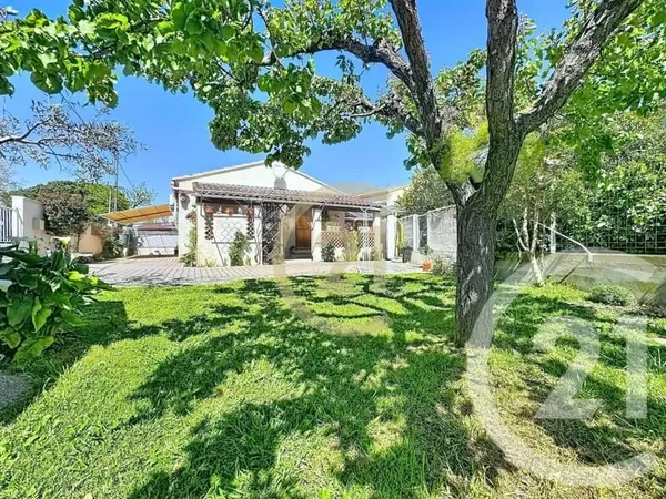 Maison de plain-pied 4 pièces 74 m²