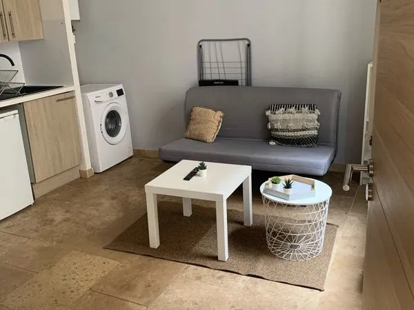 Charmant studio à 50m de l'université