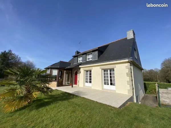 Vente | Maison T6 | 6p | 4ch | 140 m² | Plumelin | Expo Sud | Terrasse · Jardin