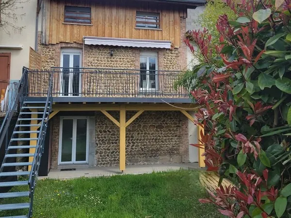 Maison de village à fort potentiel