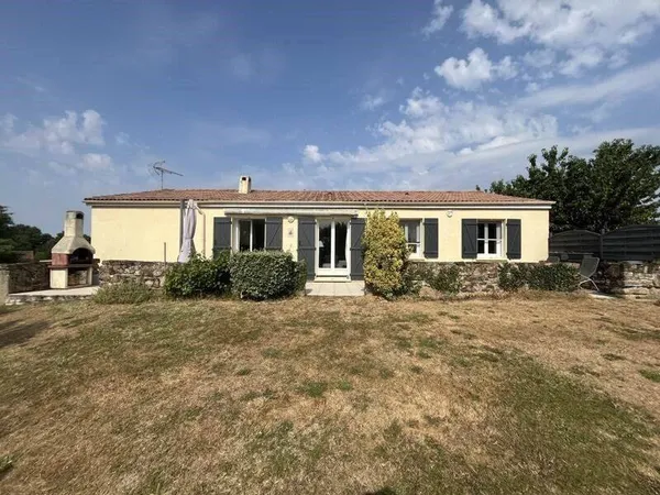 Maison de plain-pied 5 pièces 92 m²