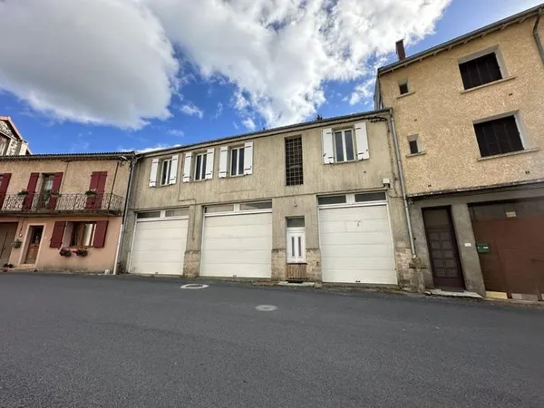 Maison Vente Saint-Cirgues-en-Montagne 8p 180m² 97200€