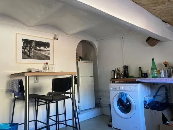 Studio 1 pièce 28 m²