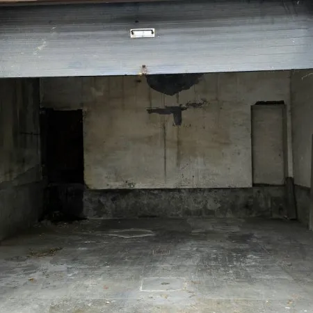 Parking 42 m²