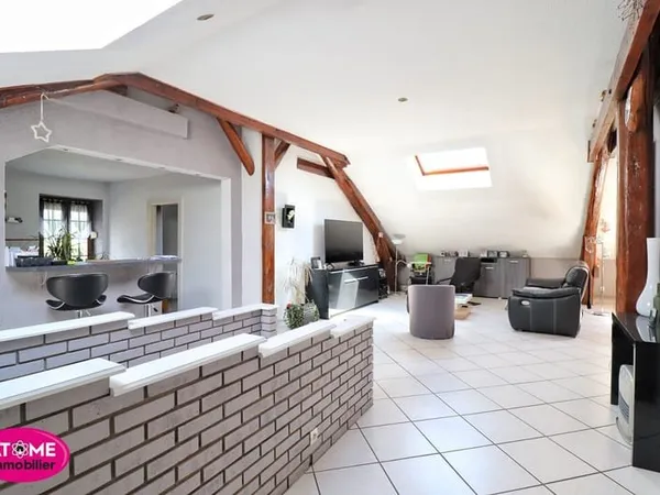 Élégant Loft de 129,75 m2 au sol Esprit contemporain & volumes exceptionnels
