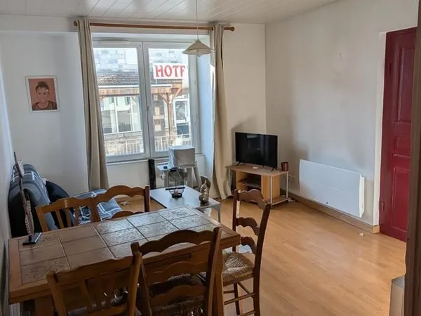 Appartement meublé 50m² au coeur de Coucouron à louer