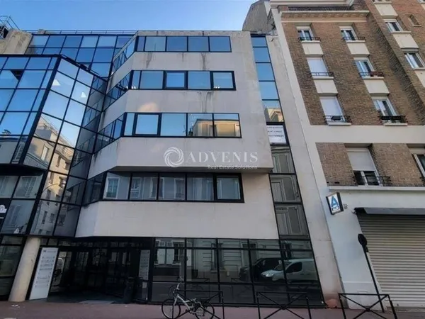 Bureau 198 m²
