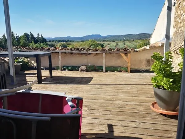 Maison 3 pièces 140 m²