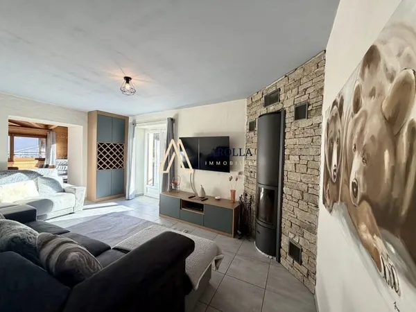 Maison de village de charme avec deux logements et caves voûté