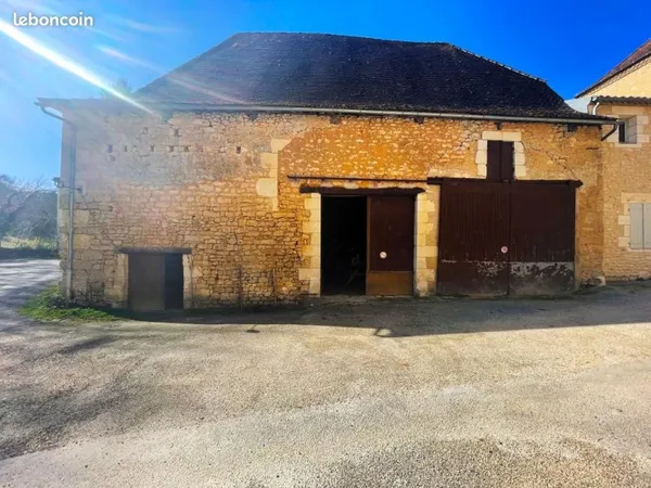 Maison 2 pièces 114 m²