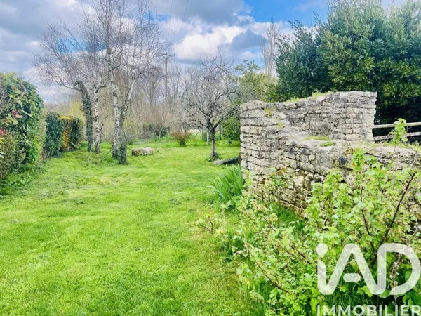Terrain 914 m²