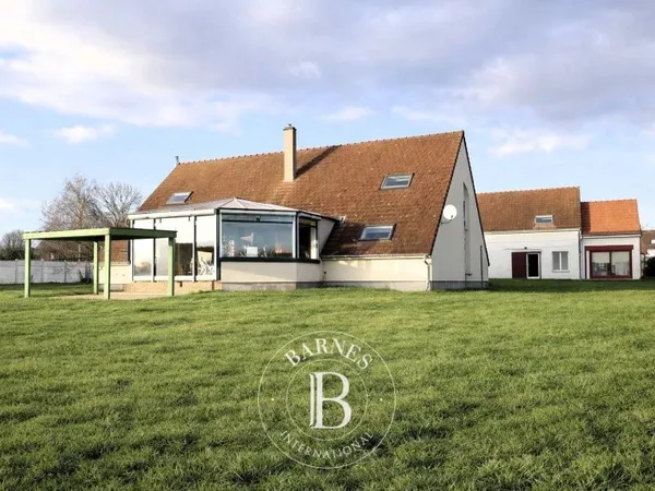 Le Coudray-sur-Thelle - Maison d'architecte, Pavillon d'invités, Grange - 1.5 hectares