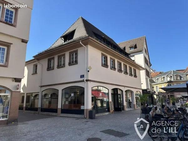 Local 2255 m² Sélestat