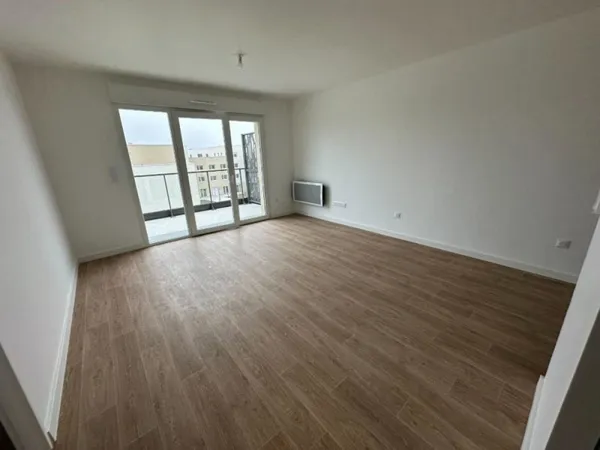 T2 NEUF avec balcon et parking à LAVAL