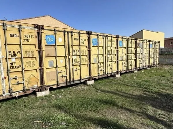 Location box/garde-meuble/containers/stockage