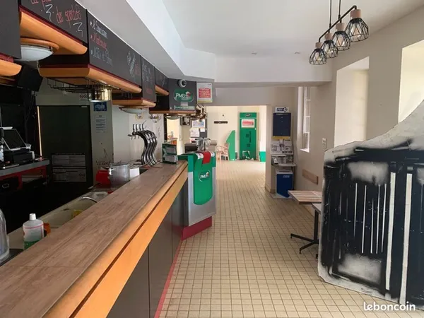 Local commercial 150 m² LANDERNEAU