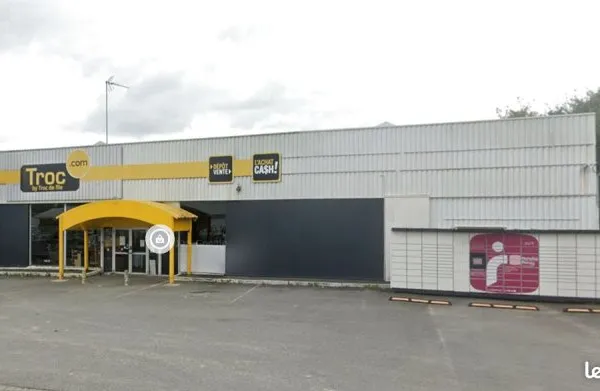 Local 1200 m² Brest