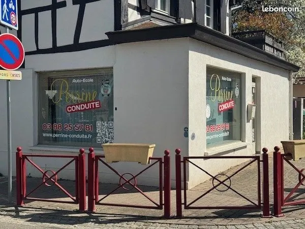 Local commercial 100 m² Weyersheim