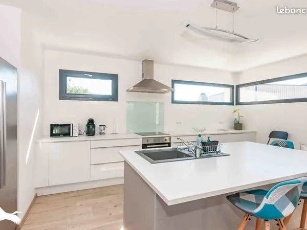 Villa 4 pièces 127 m²