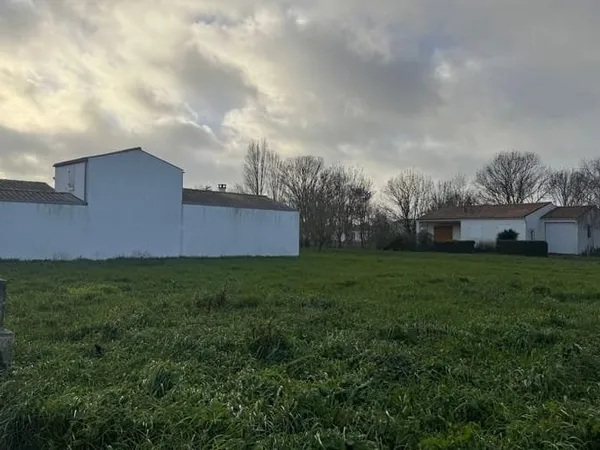 Terrain 500 m²