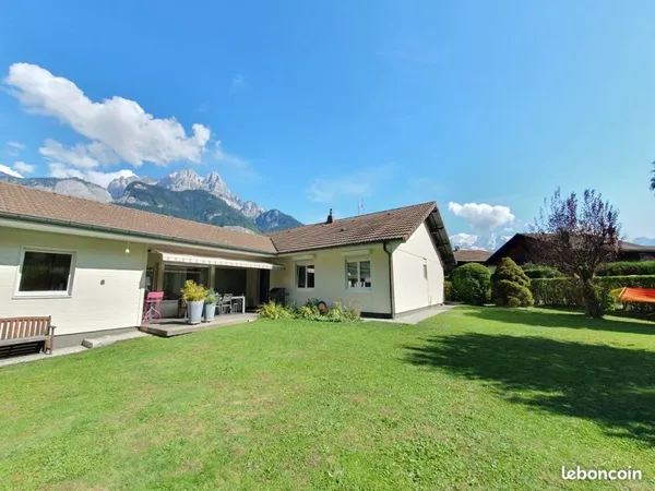 MAISON DE PLAIN PIED, 4 chambres, PROCHE CENTRE VILLE SALLANCHES