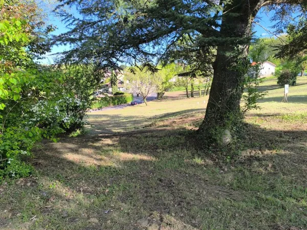 Terrain en individuel 577 m²