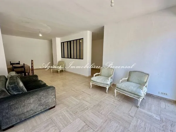 Appartement 2 pièces 67 m²