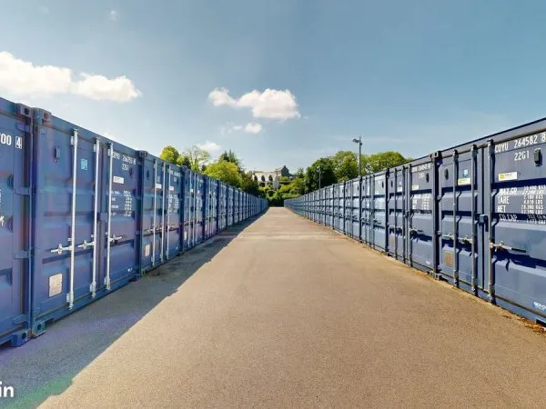 Location box de stockage 100% plain-pied à QUIMPER - garde-meubles sécurisé, accès 24/7, prix discou