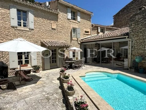 Exclusivité ROSIER à Cabrières d'Avignon