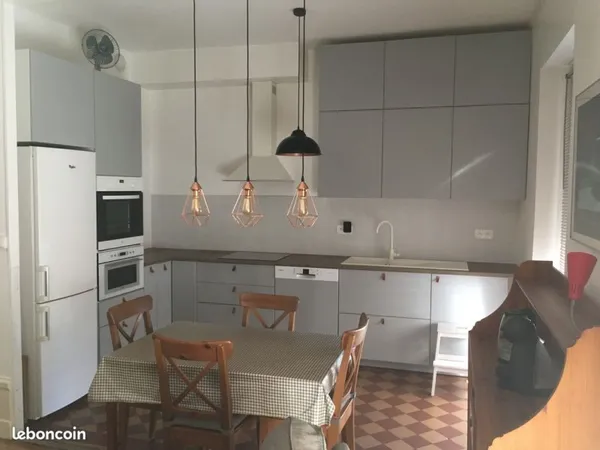 Colocation meublée pour 2, Grand F3 à Villeurbanne