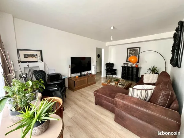 Appartement T3-67m2-Balcon + parking