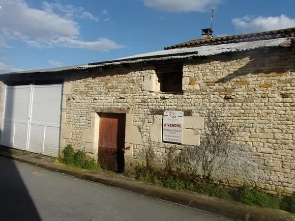 Local d’activité et entrepôt Vente Granzay-Gript   26000€