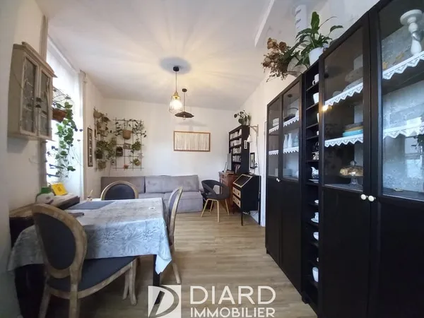 MAISON DE VILLE type 4