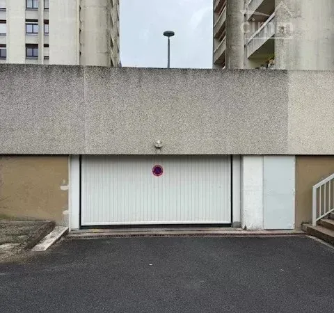 GARAGE / BOX Centre ville Joué-Les-Tours