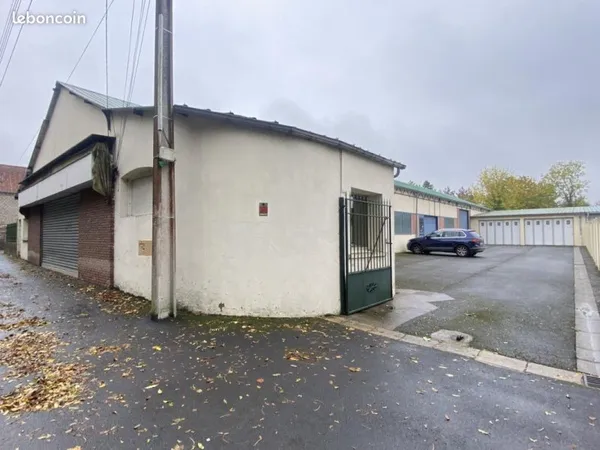 Local commercial 587 m² Proville