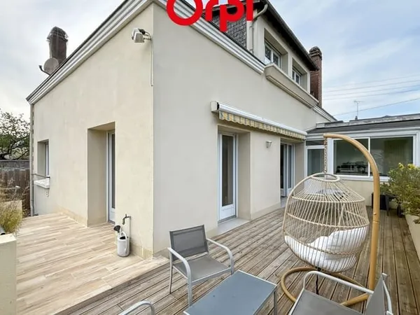 Maison 6 pièces 212 m²