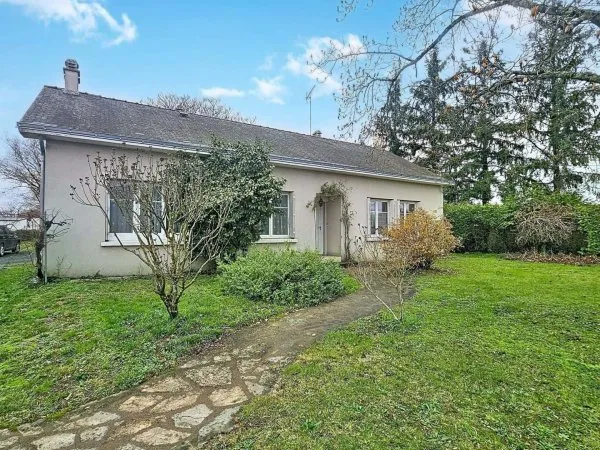 Maison plain-pied 4 chambres proche du bourg