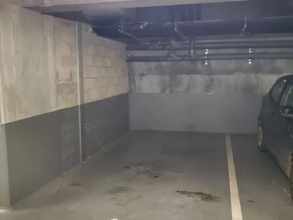 Parking 15 m²