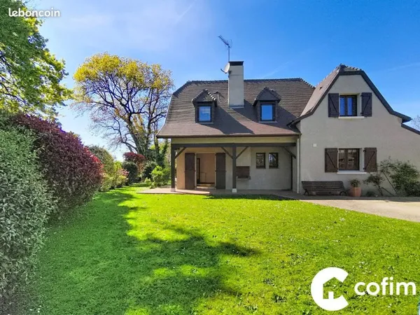 Maison 8 pièces 209 m²