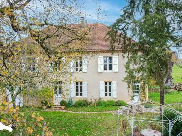 Maison 7 pièces 160 m²